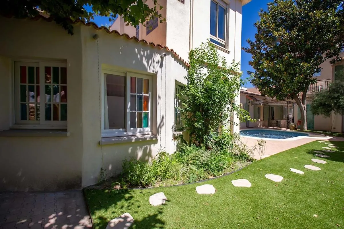 Oasis De Calme Avignon 8 Personnes Villa