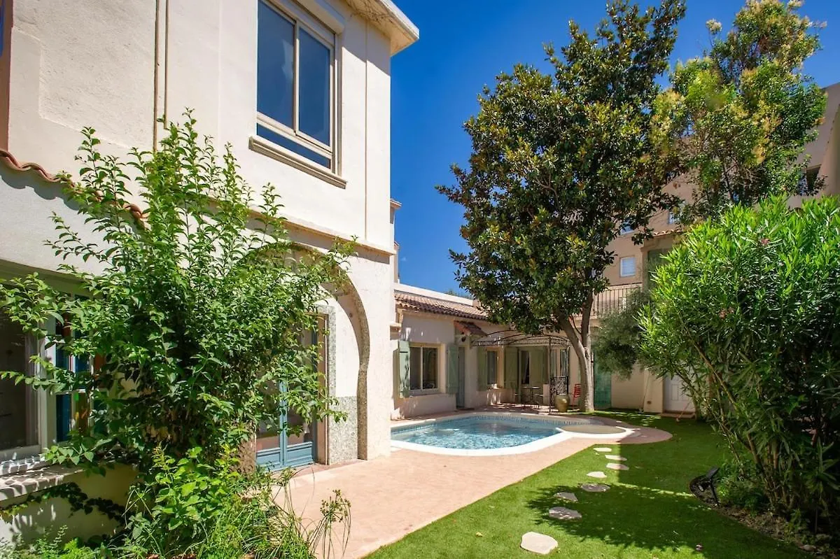 Oasis De Calme Avignon 8 Personnes Villa France