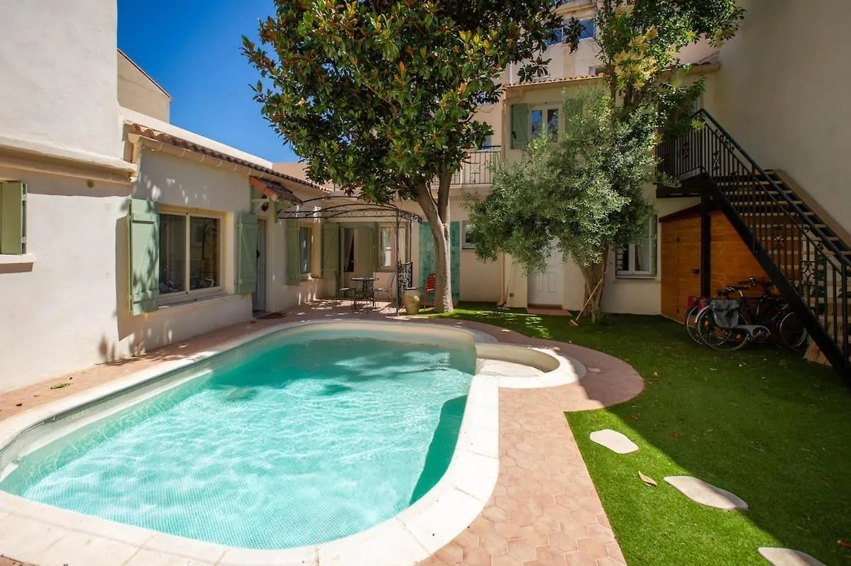 Holiday home Oasis De Calme Avignon 8 Personnes Villa France