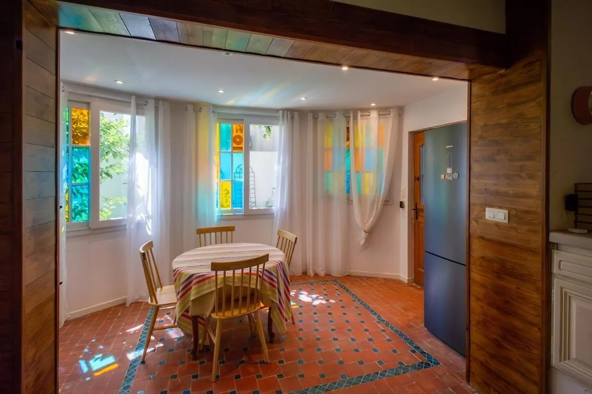 Oasis De Calme Avignon 8 Personnes Villa